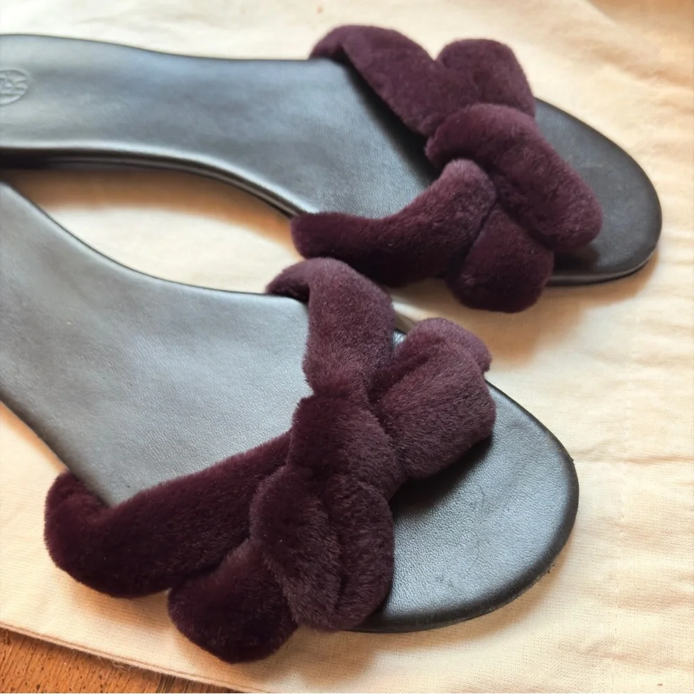🥀 The Row Hollie Mink Slide Sandals
Women's Size: US 7 | IT 37.5 🥀 - Picture 3 of 14